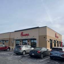 Chick-fil-A | 3849 S Oakwood Mall Dr, Eau Claire, WI 54701, USA