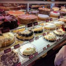 The Cheesecake Factory | 600 Spectrum Center Dr, Irvine, CA 92618, USA