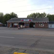 Suever's Town House Drive Thru - Restaurant | 944 E 5th St, Delphos, OH ...