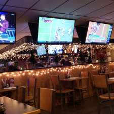 Sliders Sports Bar & Grill - Restaurant 