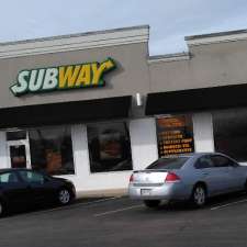 Subway - Restaurant | 5842 Central Ave, Toledo, OH 43615, USA