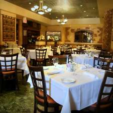 Umberto's - Restaurant | 633 Jericho Turnpike, New Hyde Park, NY 11040, USA