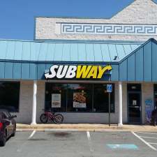 Subway Restaurants | 45985 120 Regal Plaza, Sterling, VA 20165, USA