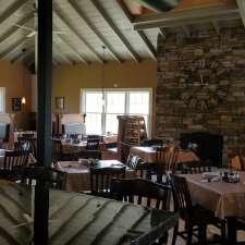 Mequon Pizza Company - Restaurant | 12020 N River Rd, Mequon, WI 53092, USA