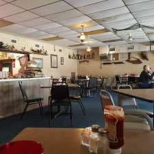 Bayley's Carryout Seafood - Restaurant 