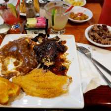 Jake's Soulfood Cafe Hoover - Restaurant | 3075 John Hawkins Pkwy ...