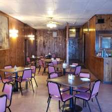 Mike & Wanda's Family Dining | 423 Modoc Ave, Tulelake, CA 96134, USA