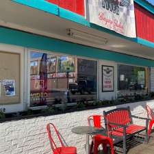 Mal's Diner | 218 A St W, Vale, OR 97918, USA