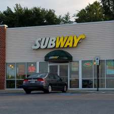 Subway Restaurants | 6790 Business Pkwy, Elkridge, MD 21075, USA