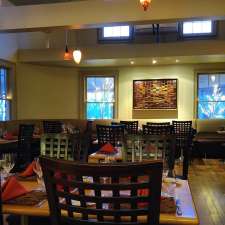 Zees Grill | 92 Picton St, Niagara-on-the-Lake, ON L0S 1J0, Canada