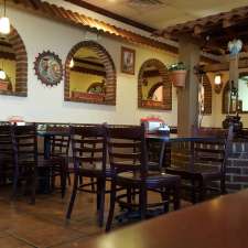 Los Portales Mexican Restaurant | 408 W Church St, Lexington, TN 38351, USA