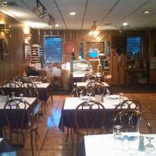 Alletto's Restaurant | 218 E Montauk Hwy, Lindenhurst, NY 11757, USA