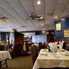 Thai Tradition | 650 N Carriage Pkwy, Wichita, KS 67208, USA