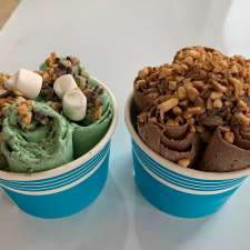 Curly Cream Rolled Icecream | 101 Bluefish Dr #110, Panama City Beach ...