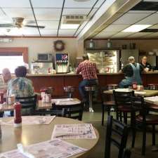 Quarryville Family Restaurant | 134 E State St, Quarryville, PA 17566, USA