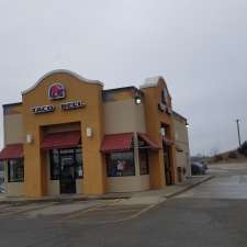 Taco Bell - Meal takeaway | 105 US-75, Holton, KS 66436, USA