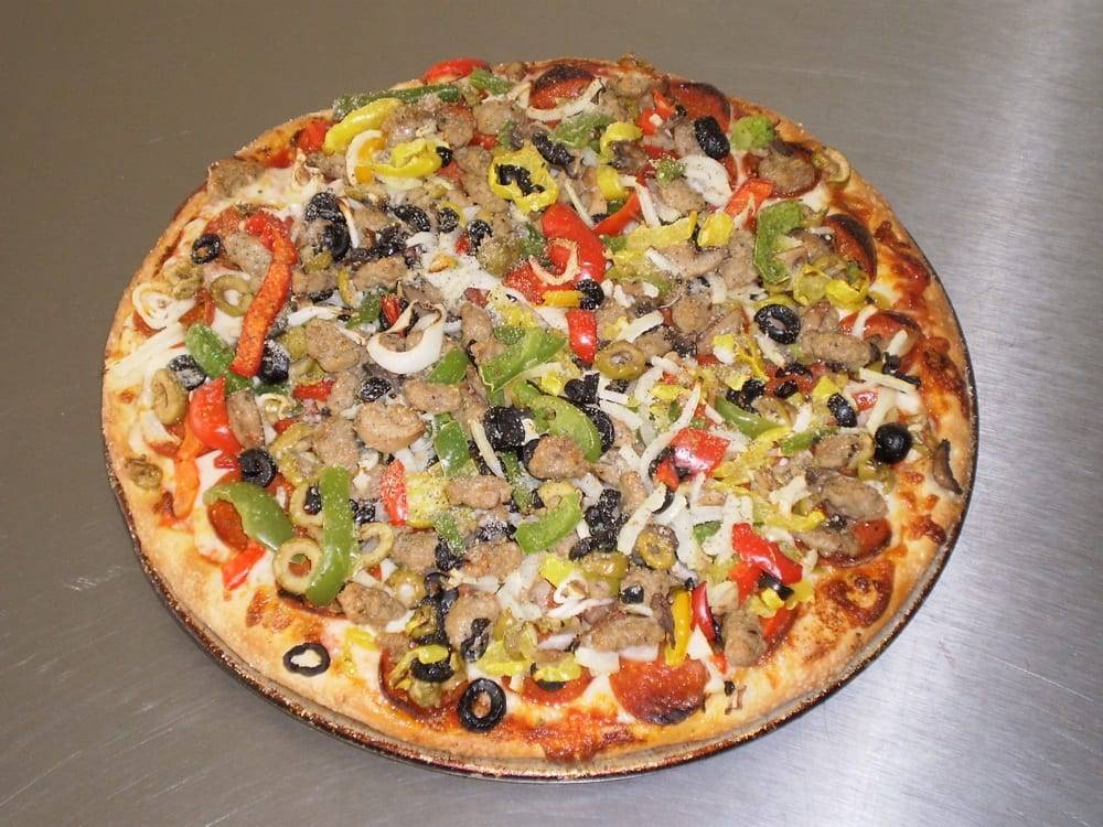 Muscarellas Pizza | restaurant | 6702, 5526 Main St, Williamsville, NY 14221, USA | 7162049020 OR +1 716-204-9020
