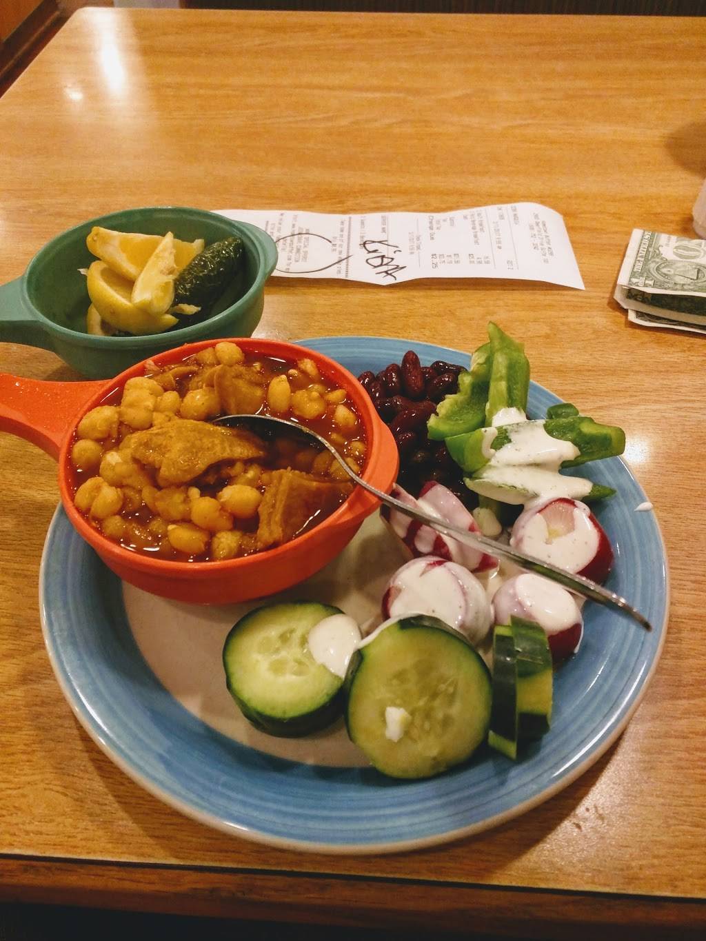 HomeTown Buffet | restaurant | 2900 Deerfield Dr, Janesville, WI 53546, USA | 6087523242 OR +1 608-752-3242