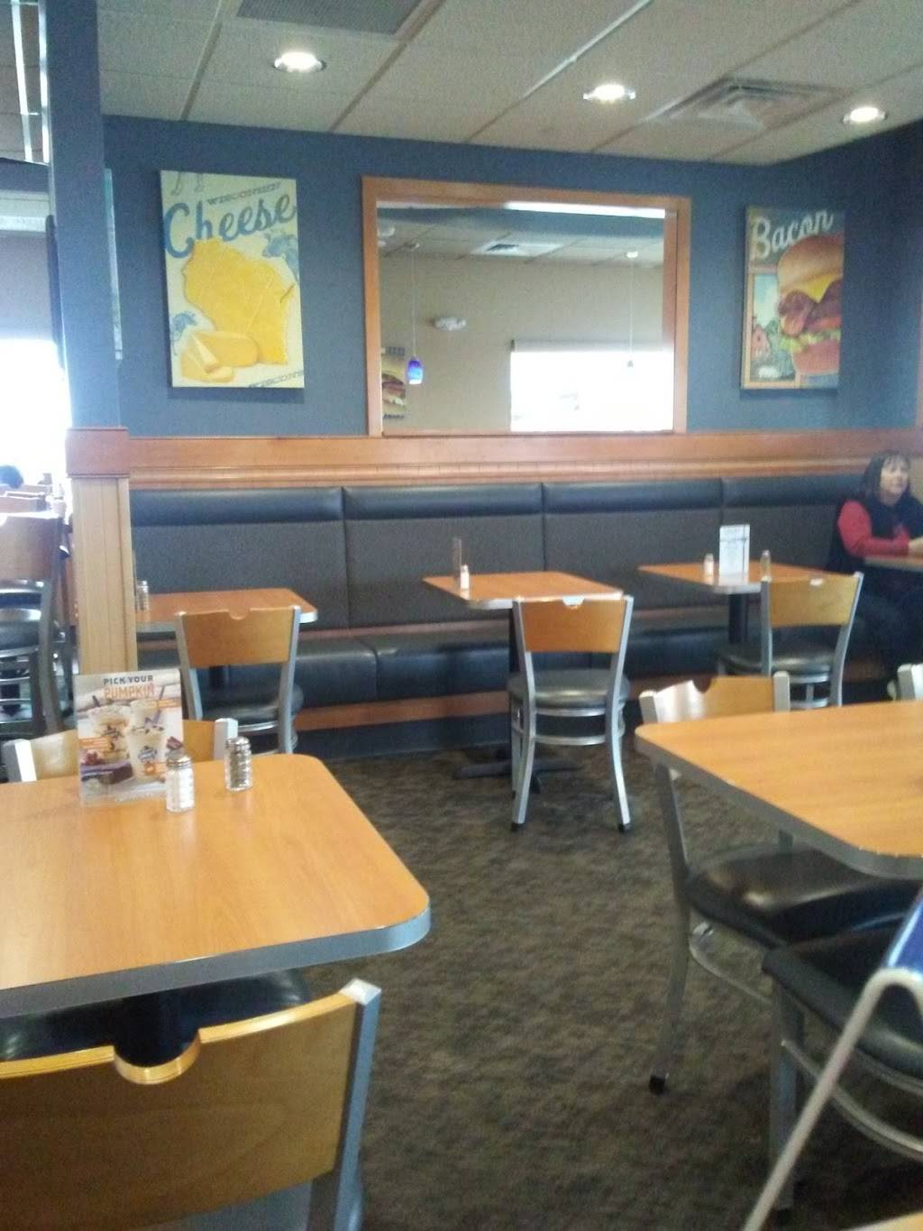 Subway | meal takeaway | 17605 Hwy Z, Dearborn, MO 64439, USA | 8169923703 OR +1 816-992-3703