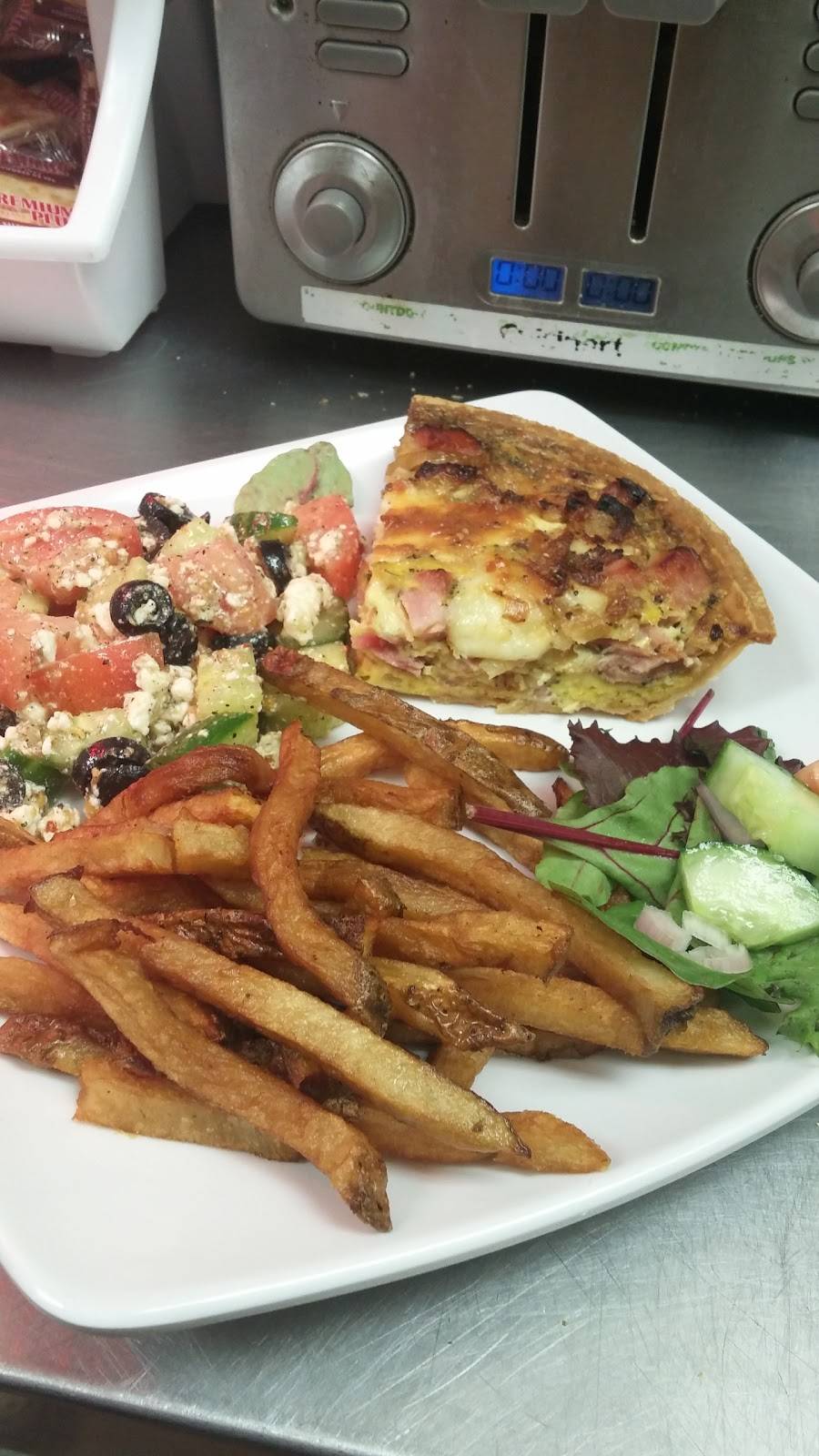 Café Loca loca | restaurant | 512 Rue Sainte-Marie, Marieville, QC J3M 1H7, Canada | 4507081174 OR +1 450-708-1174
