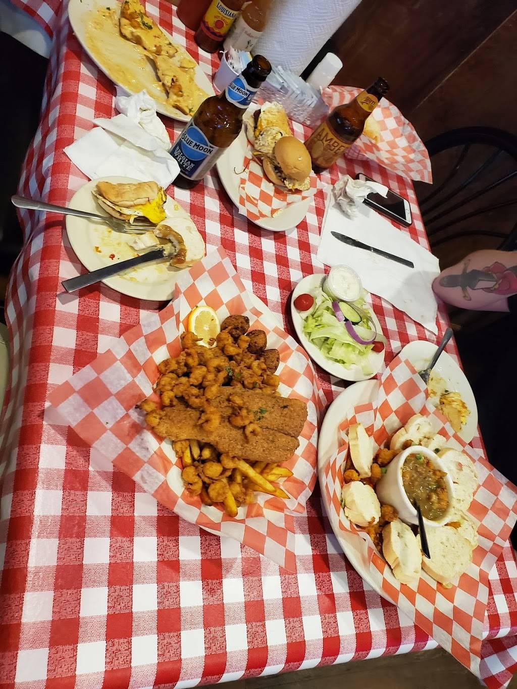 The Cajun Table | restaurant | 4510 Ambassador Caffery Pkwy suite d, Lafayette, LA 70508, USA | 3378069565 OR +1 337-806-9565