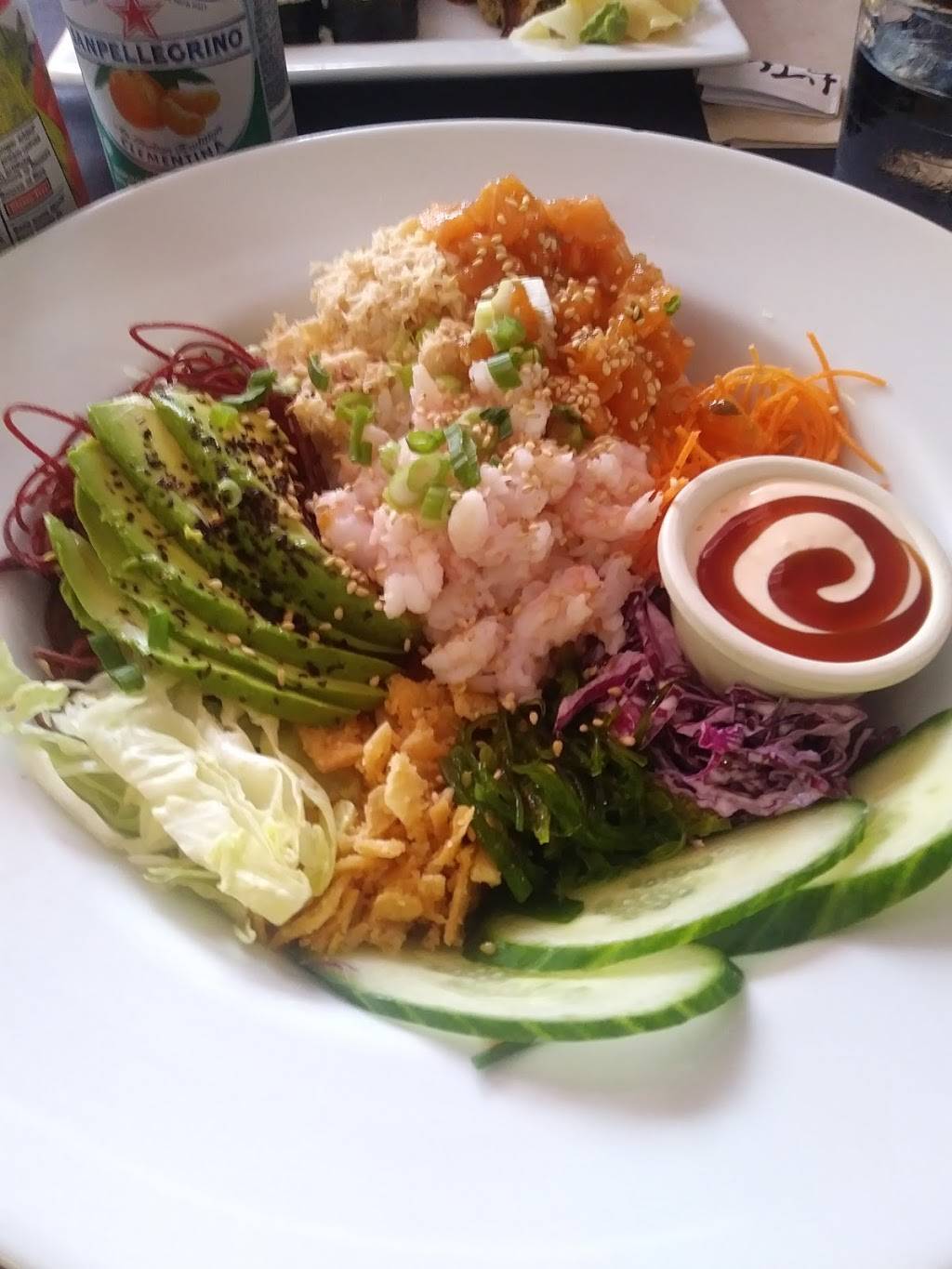 LOeil Du Dragon Sushi | restaurant | 8 Avenue Bégin, Lévis, QC G6V 4B7, Canada | 4183043584 OR +1 418-304-3584