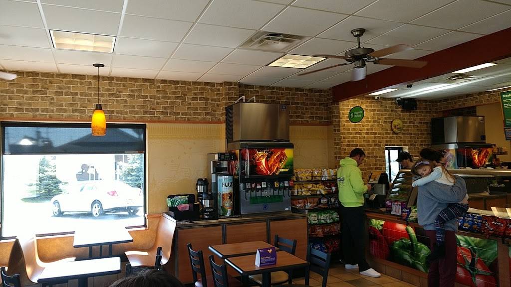 Subway Restaurants | restaurant | 103 Progressive Dr, Columbus Grove, OH 45830, USA | 4196592090 OR +1 419-659-2090