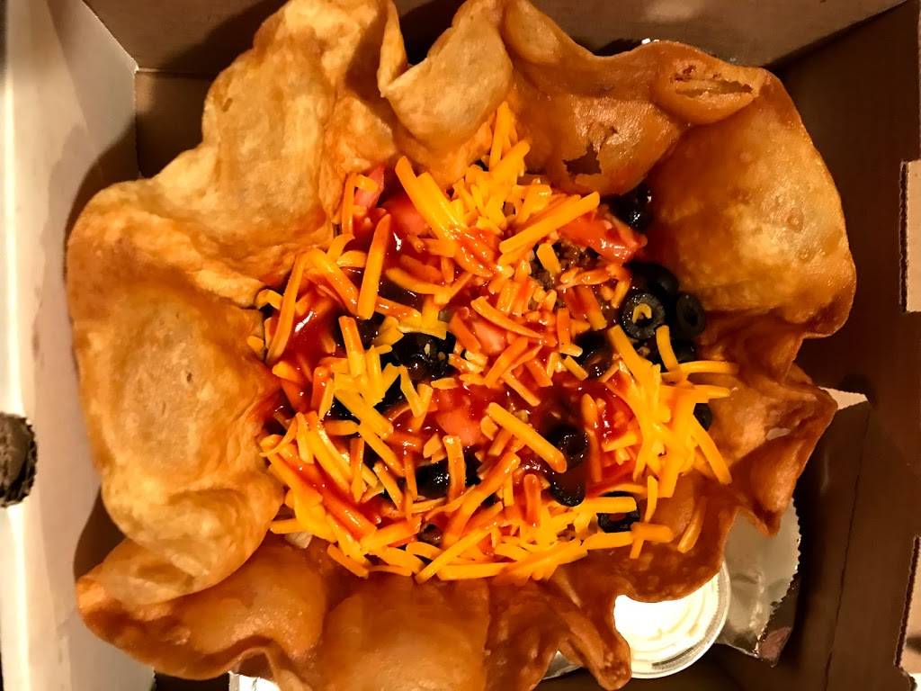 Tredos Pizzeria | restaurant | 8746 Erie Rd, Angola, NY 14006, USA | 7165497775 OR +1 716-549-7775
