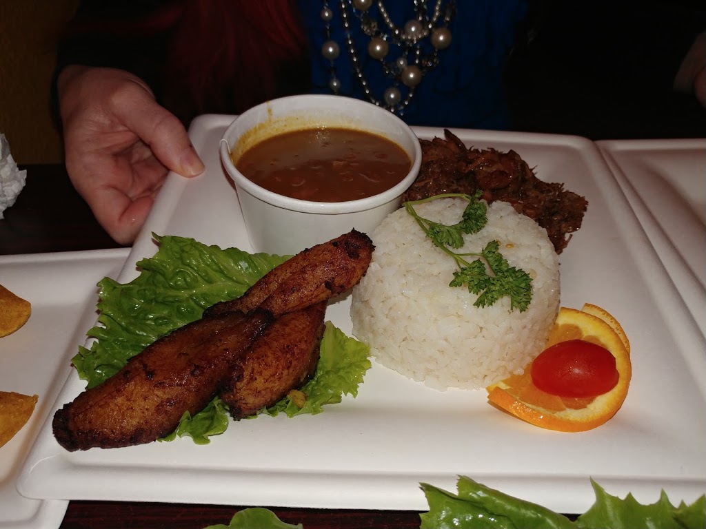 Que-Rico Colombian Express | restaurant | 41 Chailett Rd #15, Cape Haze, FL 33947, USA | 9412148101 OR +1 941-214-8101