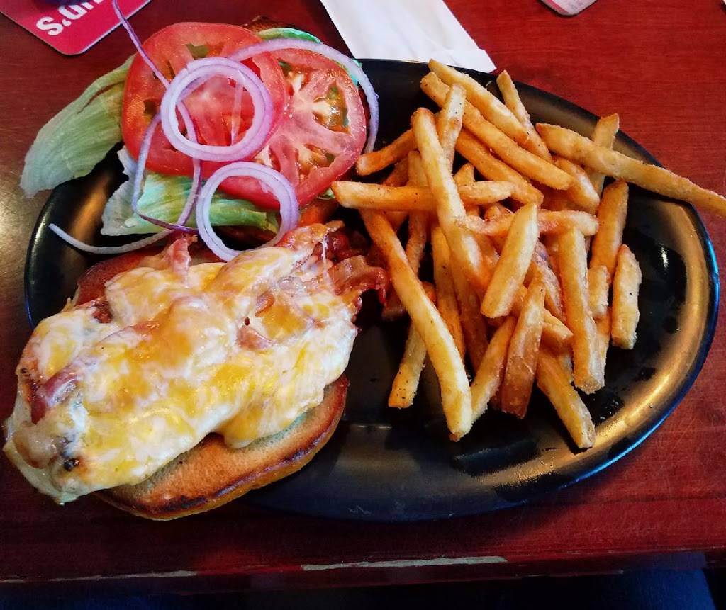 The Dugout Sports Bar & Grill Restaurant 6833 SE Maricamp Rd, Ocala