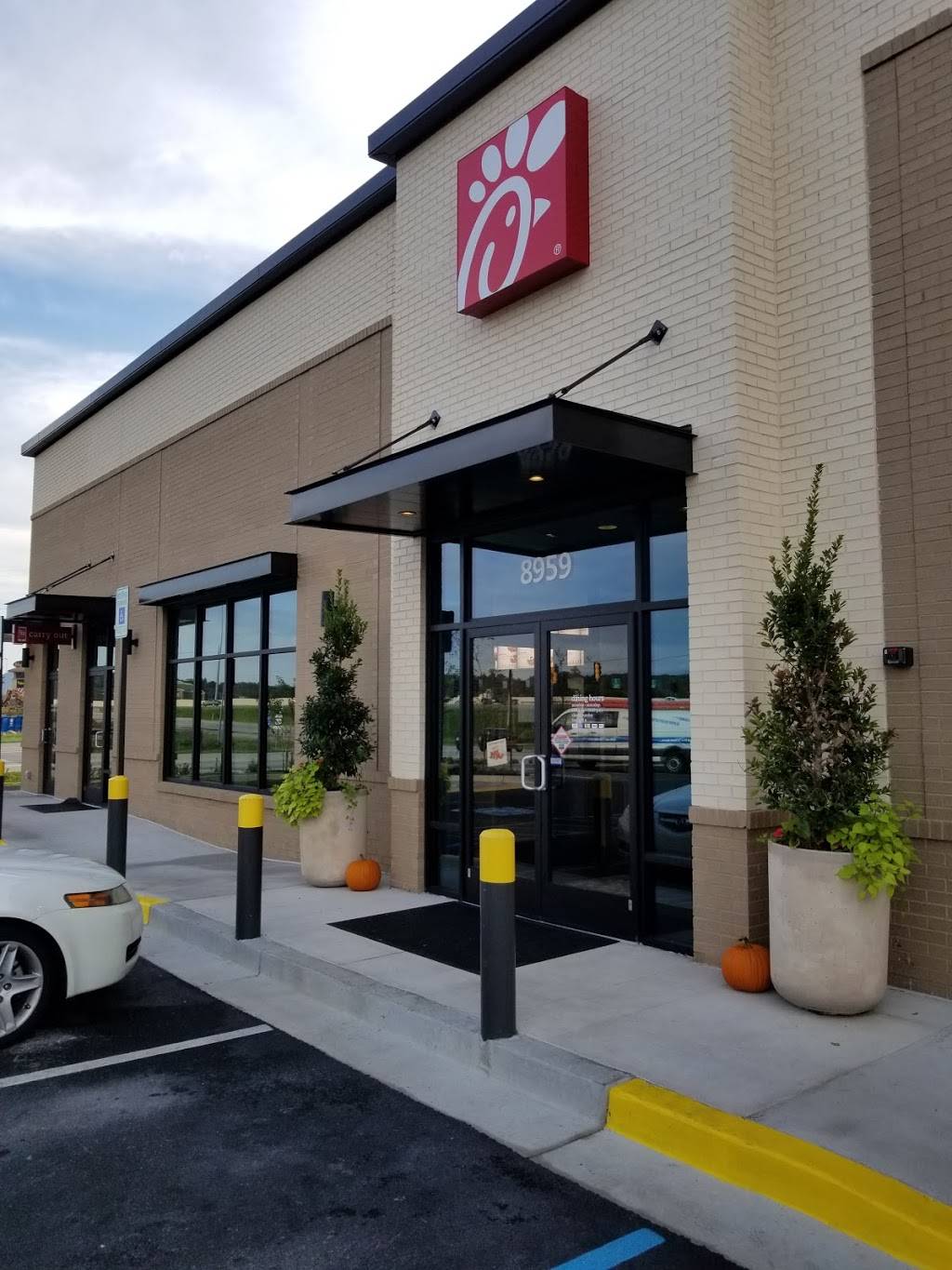 Chick-Fil-A | restaurant | 8959 Old Lee Hwy, Ooltewah, TN 37363, USA | 4232696987 OR +1 423-269-6987