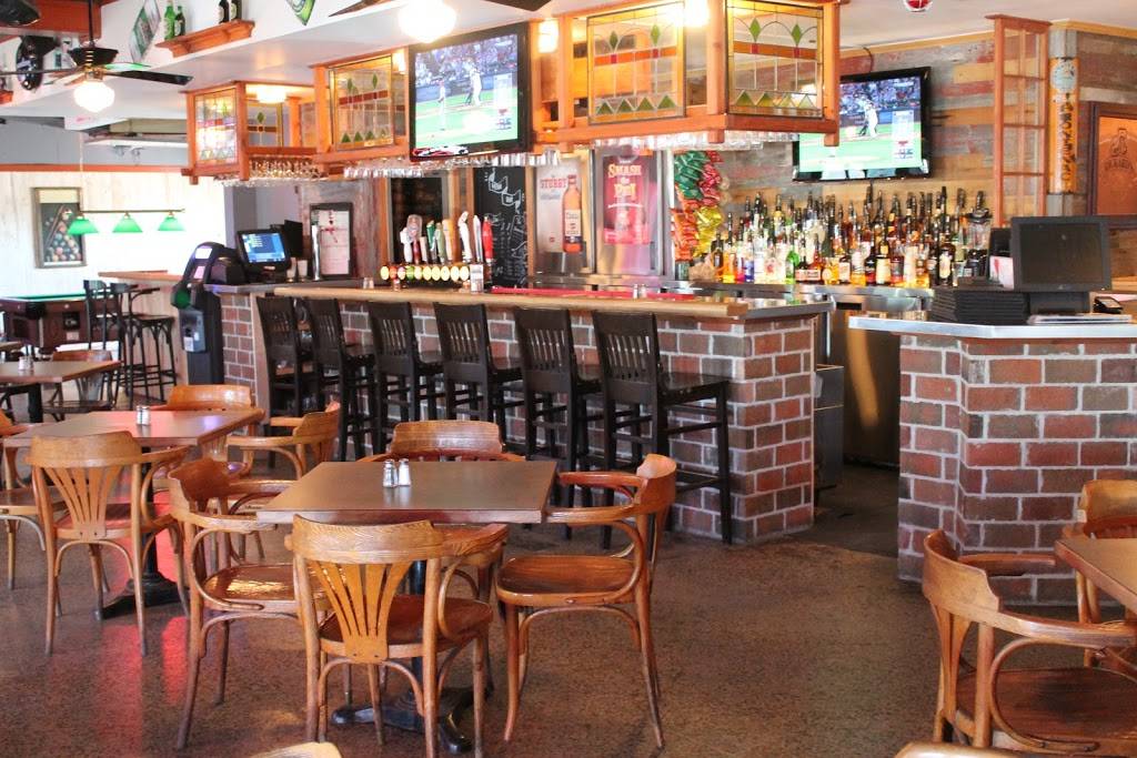 Resto Bar Et Grill Friends Inc. | night club | 252 Boulevard Curé-Labelle, Sainte-Thérèse, QC J7E 2X7, Canada | 4504300243 OR +1 450-430-0243