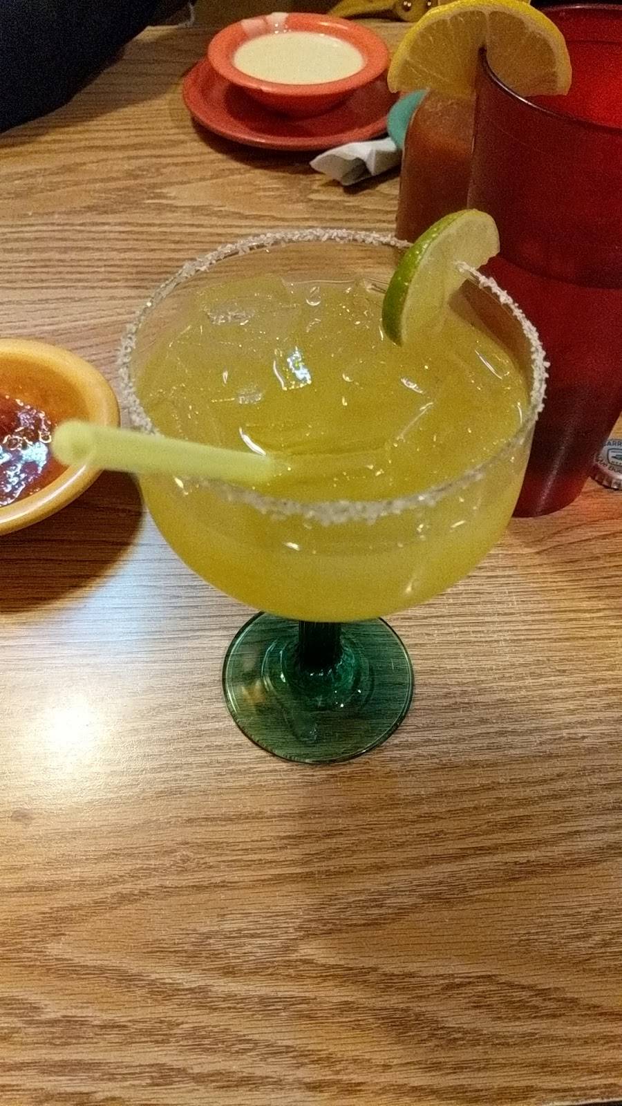 El Porton Mexican Grill | restaurant | 612 S Locust St, Glenwood, IA 51534, USA | 7125274014 OR +1 712-527-4014