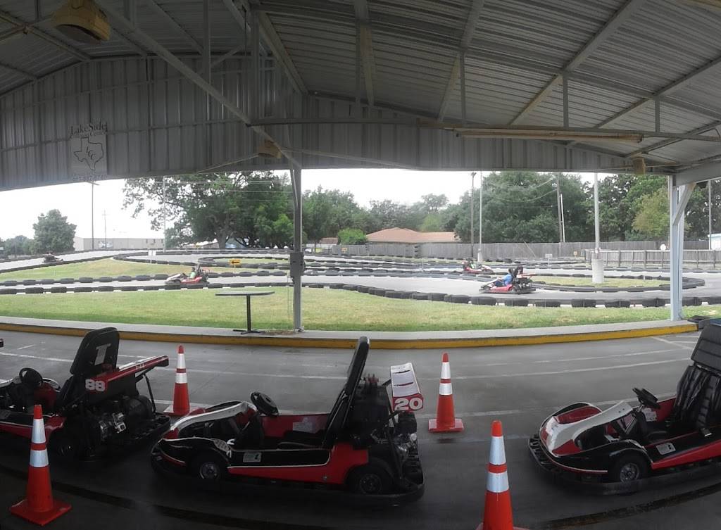 Whatz-Up Family Fun Park | restaurant | 700 E Cedar Creek Pkwy, Seven Points, TX 75143, USA | 9034329955 OR +1 903-432-9955
