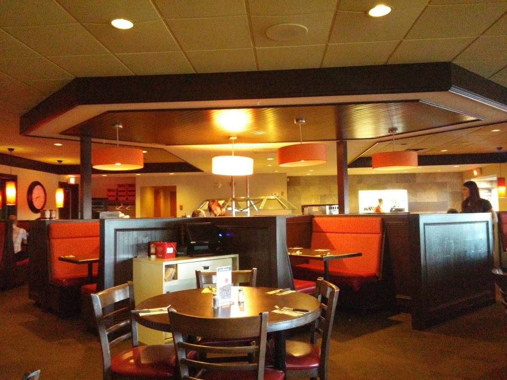 Pizza Hut | meal delivery | 50 Boulevard Lionel-Groulx, Sherbrooke, QC J1L 2H3, Canada | 8194815006 OR +1 819-481-5006