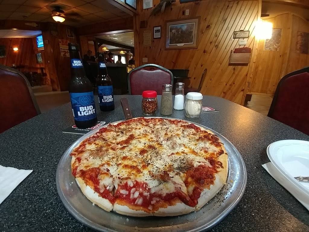 Corner Tap | restaurant | 128 N Main St, Stockton, IL 61085, USA | 8159472067 OR +1 815-947-2067