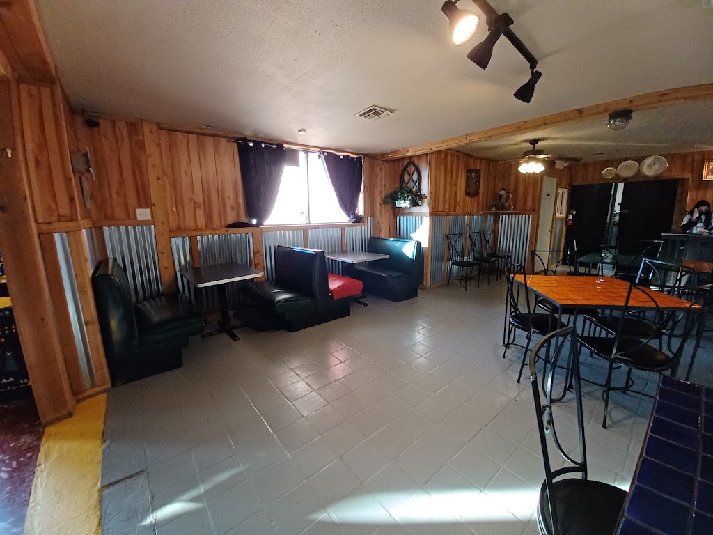 Chance and Lees | restaurant | 1296 Del Rio Blvd, Eagle Pass, TX 78852, USA | 8307767656 OR +1 830-776-7656