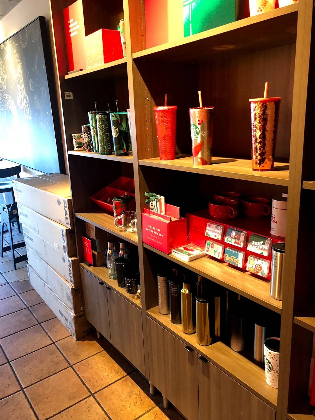 Starbucks | cafe | 2209 Farrand Dr, Wilmington, DE 19808, USA | 3029999220 OR +1 302-999-9220