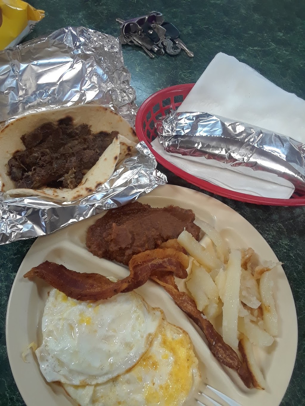Taco House | restaurant | 603 N 1st St, Carrizo Springs, TX 78834, USA | 8302190197 OR +1 830-219-0197