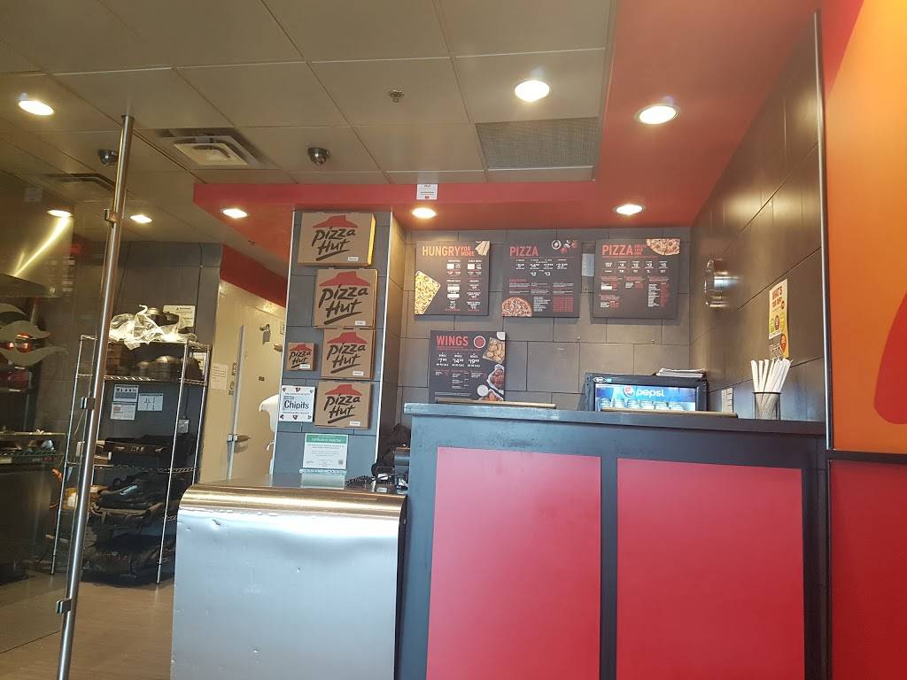 Pizza Hut | meal delivery | 611 Holly Ave, Milton, ON L9T 0K4, Canada | 9056361233 OR +1 905-636-1233