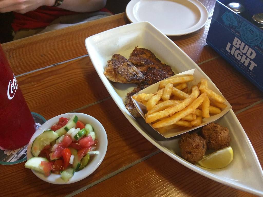 Captain Eddie’s Seafood Restaurant | restaurant | 107 Colonia Ln E, Nokomis, FL 34275, USA | 9414844372 OR +1 941-484-4372