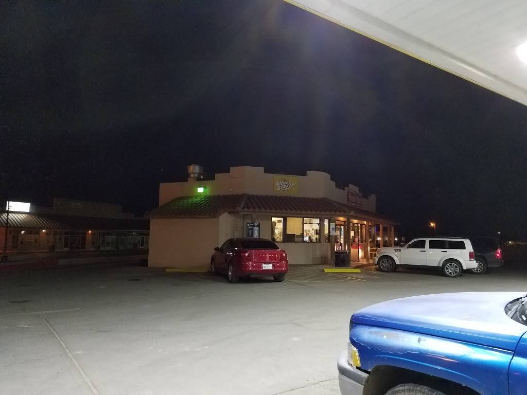 Silver Streak | restaurant | 13210 Alameda Ave, Clint, TX 79836, USA | 9158514432 OR +1 915-851-4432