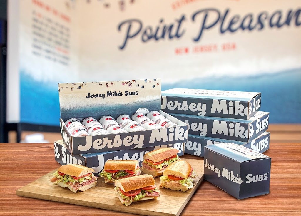 Jersey Mikes Subs | meal takeaway | 6845 Collier Blvd Suite 105, Naples, FL 34114, USA | 2393849531 OR +1 239-384-9531