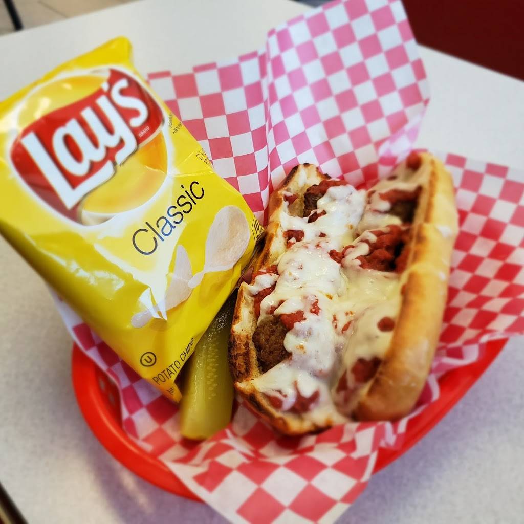 Genos Pizza | meal takeaway | 1701 N Broadway St, Poteau, OK 74953, USA | 9186490070 OR +1 918-649-0070