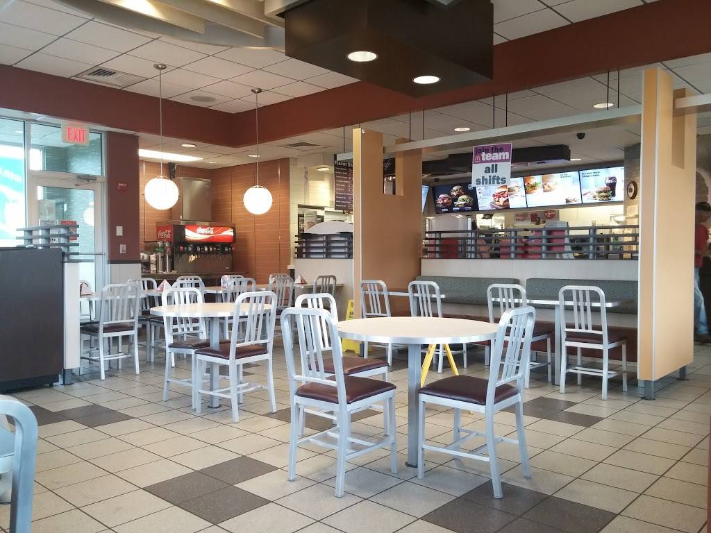 McDonalds | cafe | 741 Bear Swamp Rd, Peru, NY 12972, USA | 5186430003 OR +1 518-643-0003