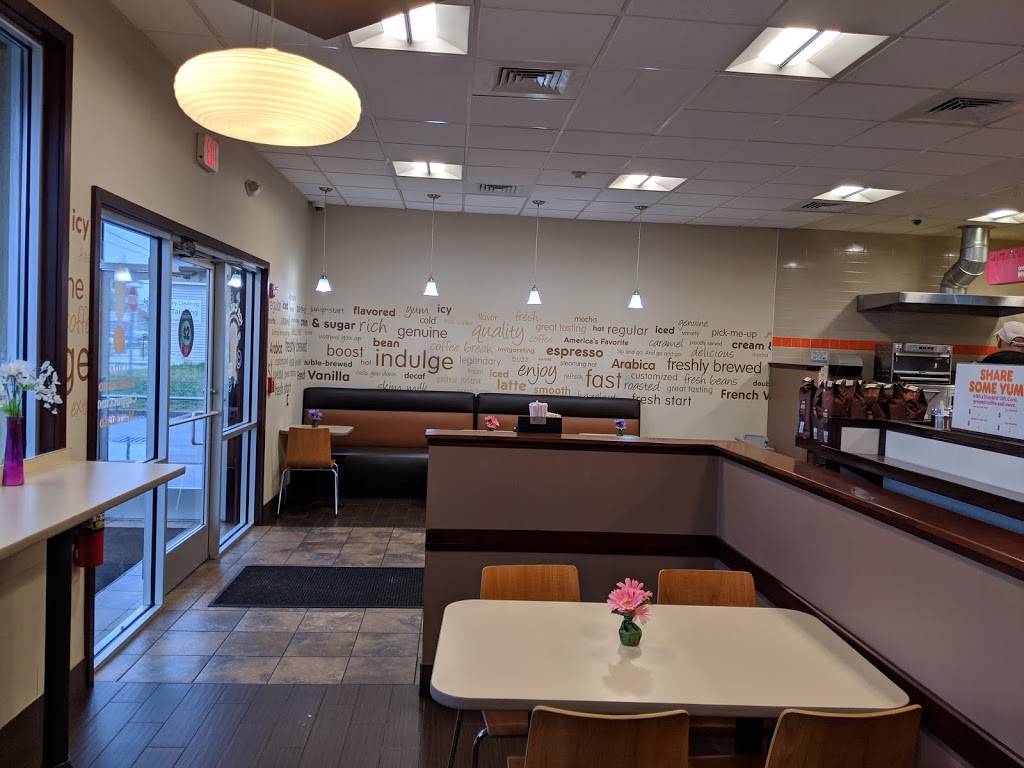 Dunkin | bakery | 198 Taunton Ave, Seekonk, MA 02771, USA | 5083361366 OR +1 508-336-1366