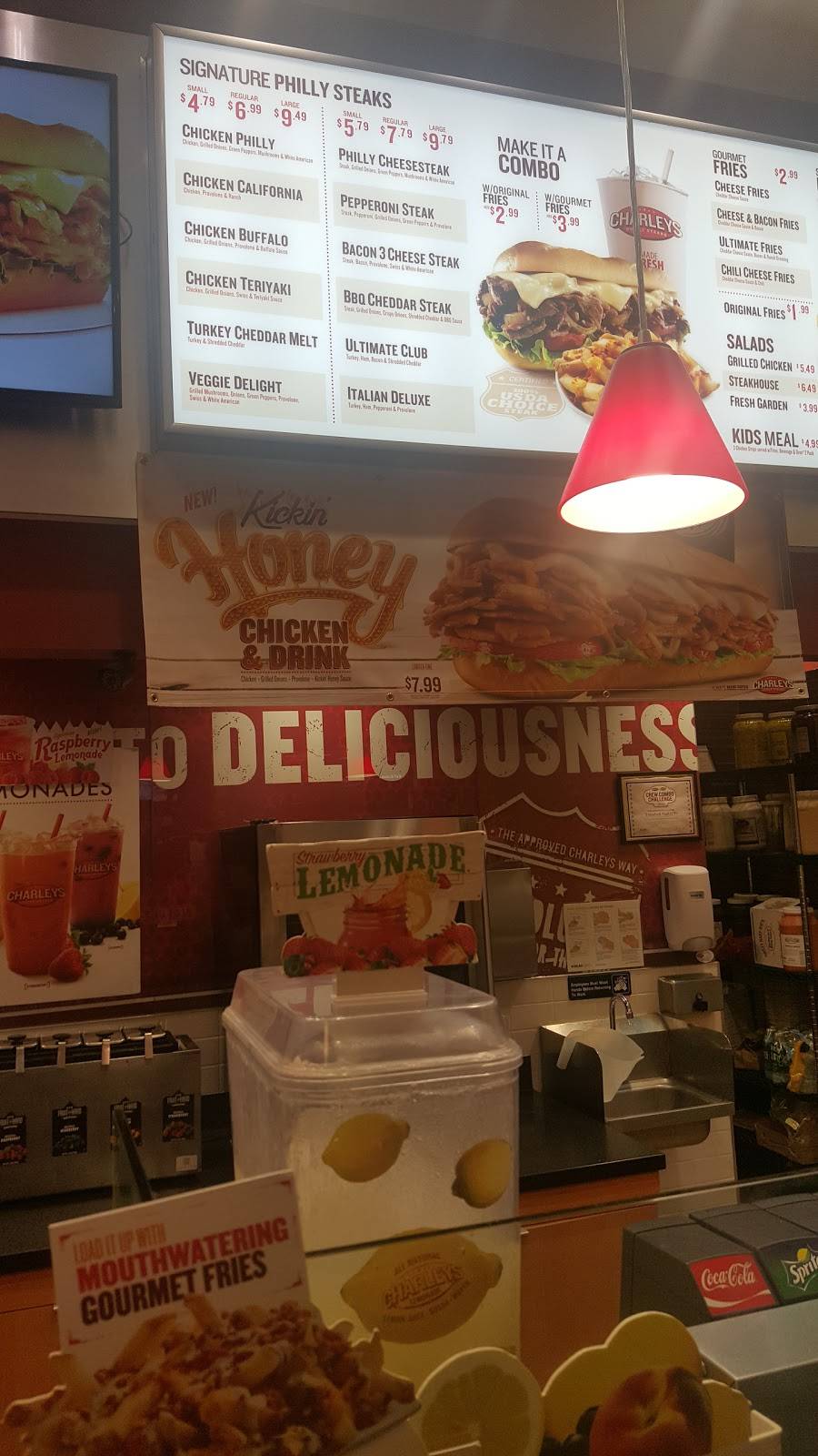 Charleys Philly Steaks | restaurant | 5065 Main St Spc, FC11, Trumbull, CT 06611, USA | 2033721000 OR +1 203-372-1000