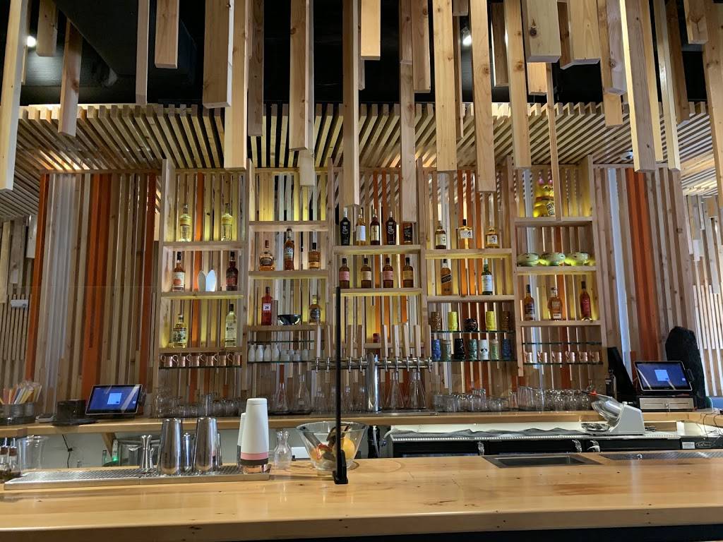 Mecha Noodle Bar | restaurant | 975 Farmington Ave, West Hartford, CT 06107, USA | 8603517577 OR +1 860-351-7577
