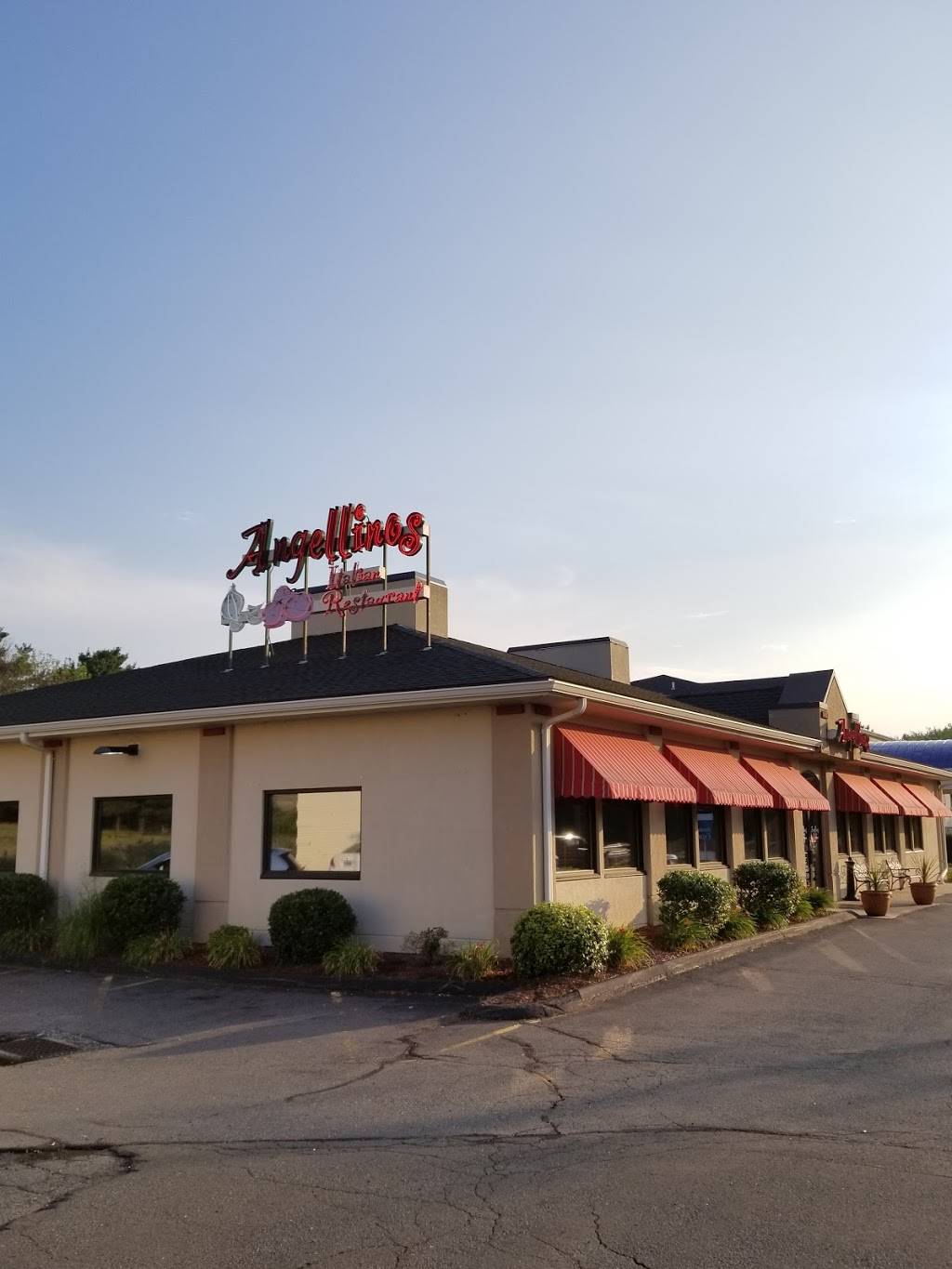 Angellino's Italian Restaurant 346 Kelly Rd, Vernon, CT 06066, USA