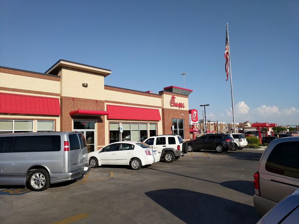 Chick-fil-A | restaurant | 312 University Ave, Lubbock, TX 79415, USA | 8067441564 OR +1 806-744-1564